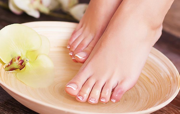 Nunu signature pedicure (60 mins)